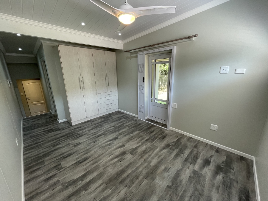 1 Bedroom Property for Sale in Kidds Beach Eastern Cape
